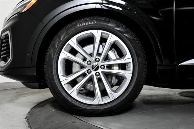 new 2025 Audi Q7 car, priced at $81,705