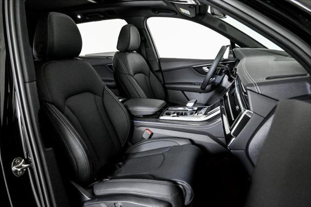 new 2025 Audi Q7 car, priced at $81,705