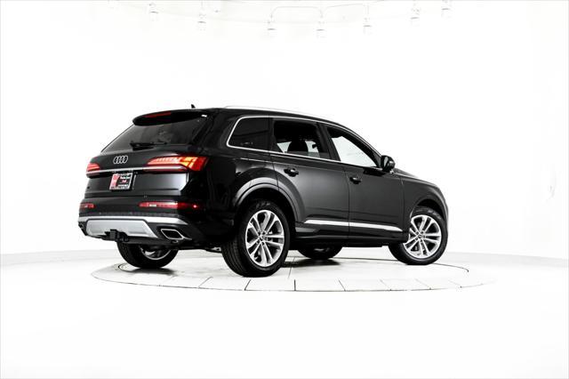 new 2025 Audi Q7 car, priced at $71,800