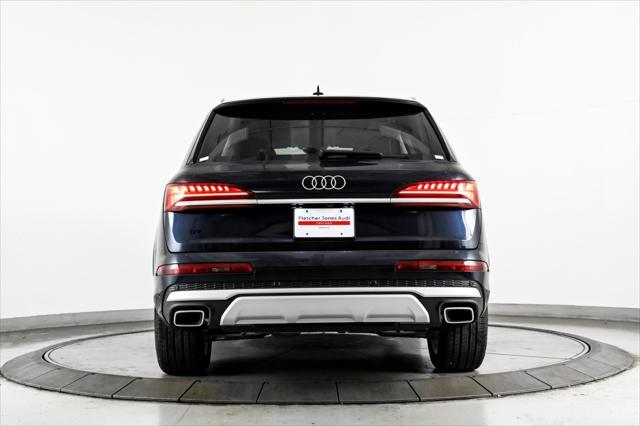 new 2025 Audi Q7 car, priced at $65,455