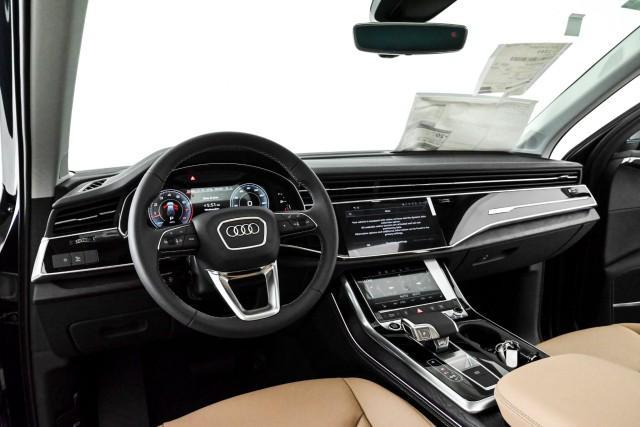 new 2025 Audi Q7 car, priced at $72,595