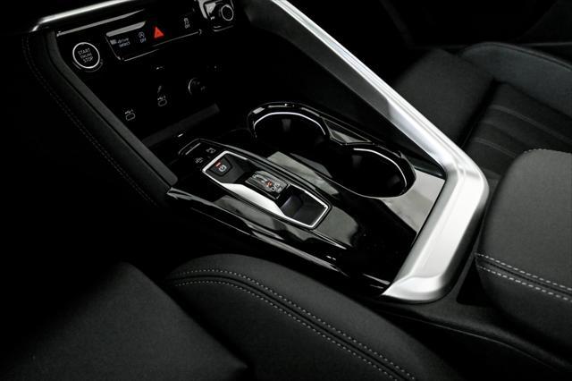 new 2025 Audi Q5 car, priced at $61,300