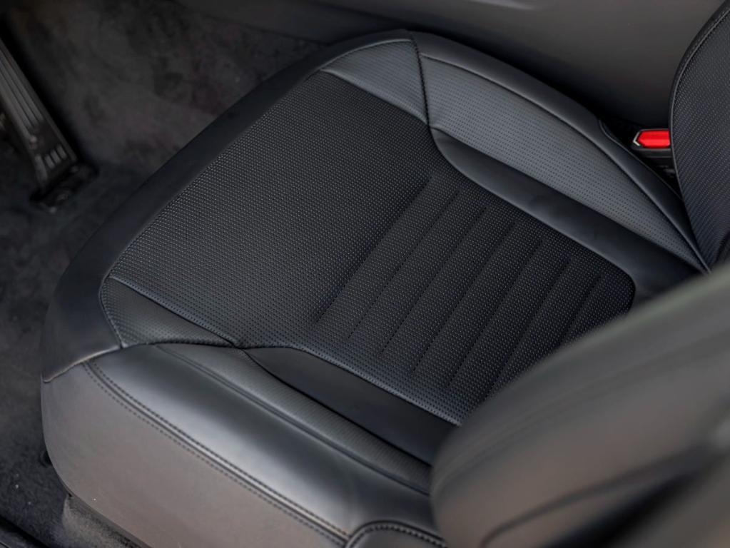 new 2025 Land Rover Range Rover Sport car, priced at $197,580