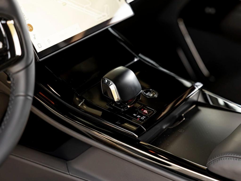 new 2025 Land Rover Range Rover Sport car, priced at $197,580