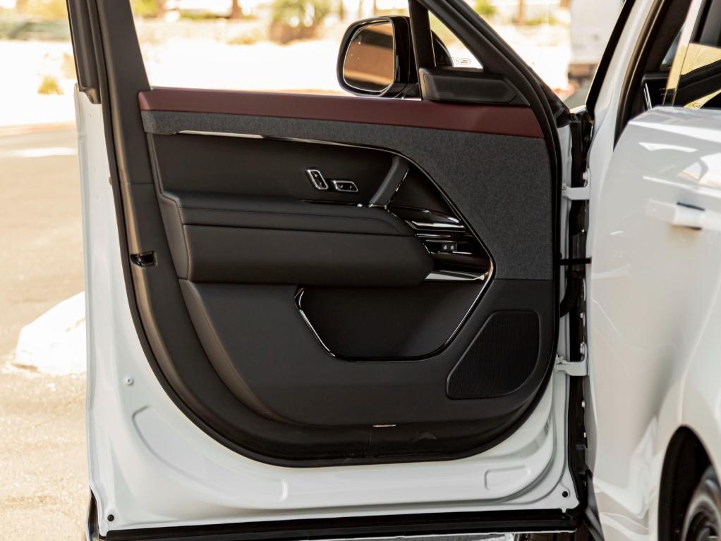 new 2025 Land Rover Range Rover Sport car, priced at $132,310