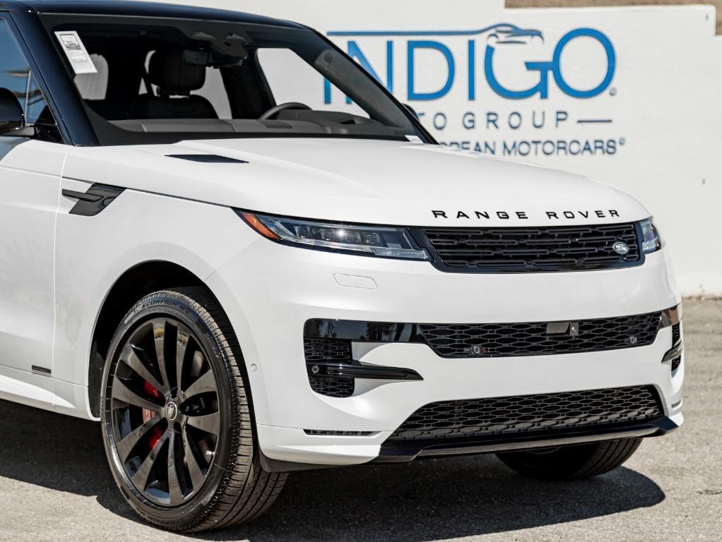 new 2025 Land Rover Range Rover Sport car, priced at $132,310