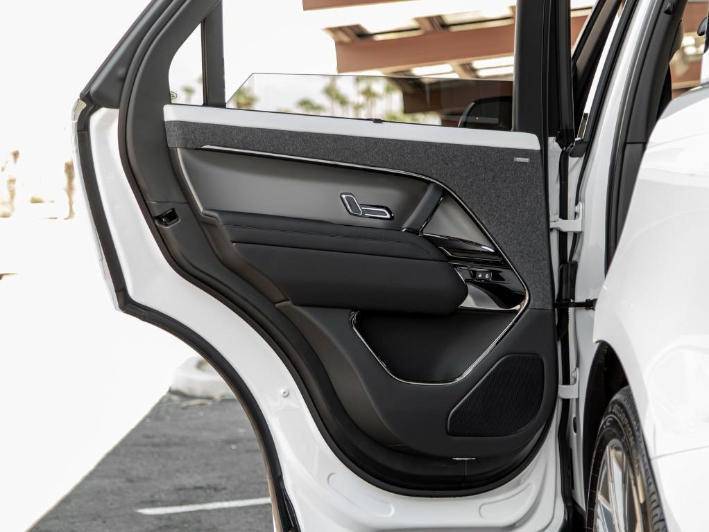 new 2025 Land Rover Range Rover Sport car, priced at $124,615