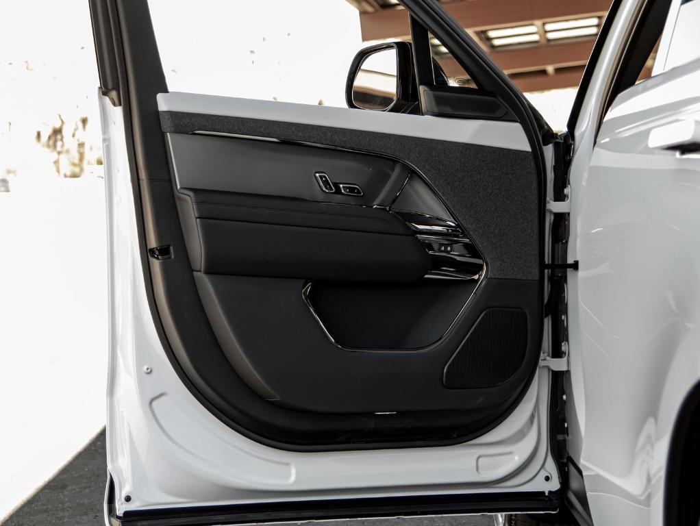 new 2025 Land Rover Range Rover Sport car, priced at $124,615