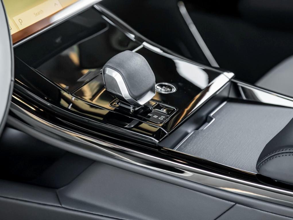 new 2025 Land Rover Range Rover Sport car, priced at $119,565