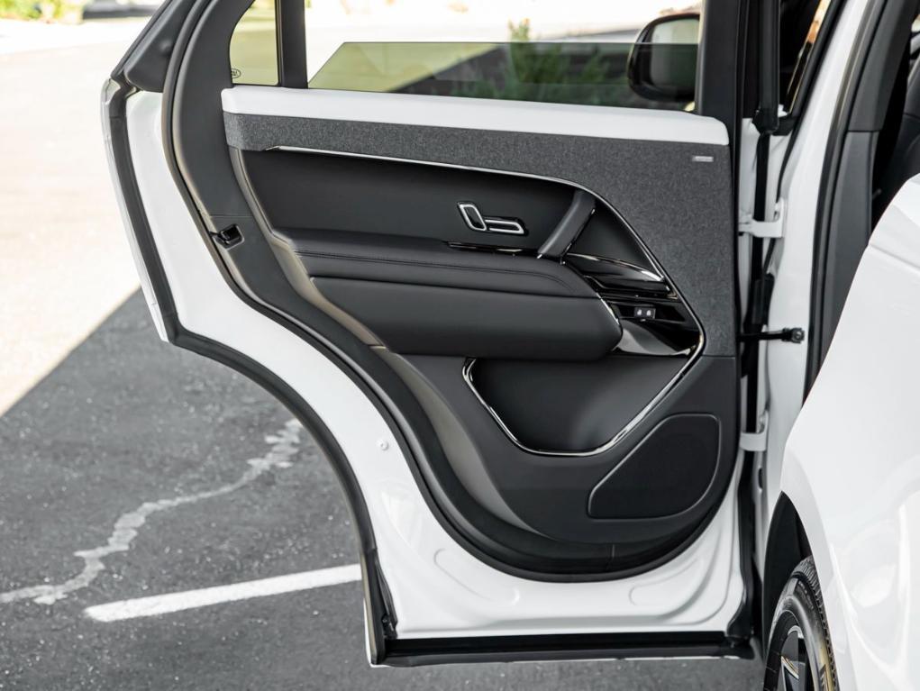 new 2025 Land Rover Range Rover Sport car, priced at $119,565