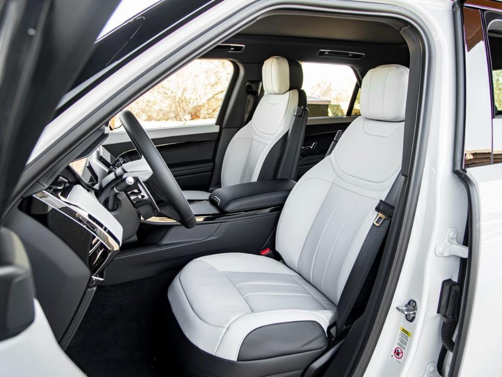 new 2025 Land Rover Range Rover Sport car, priced at $119,565