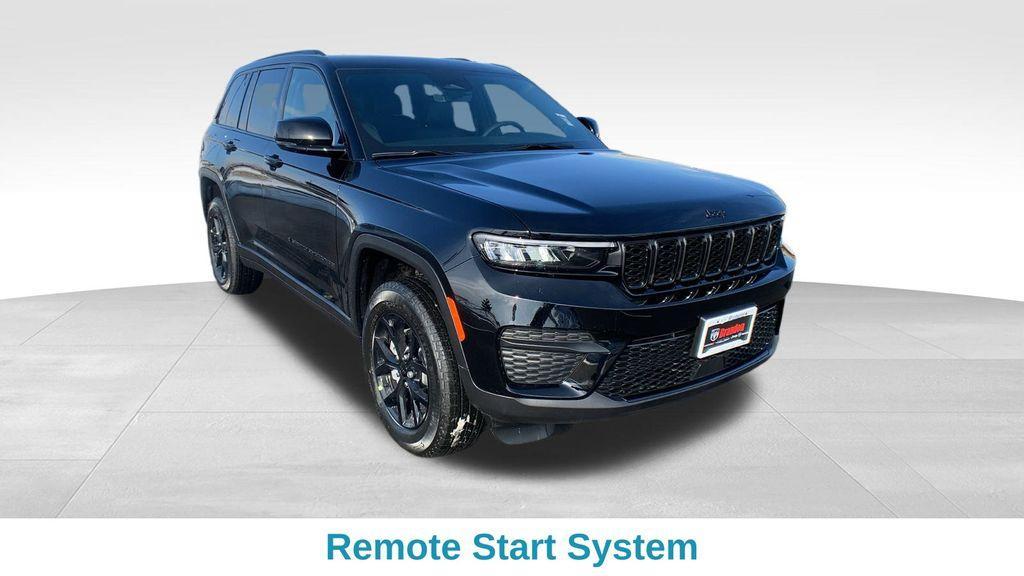 new 2025 Jeep Grand Cherokee car, priced at $41,655