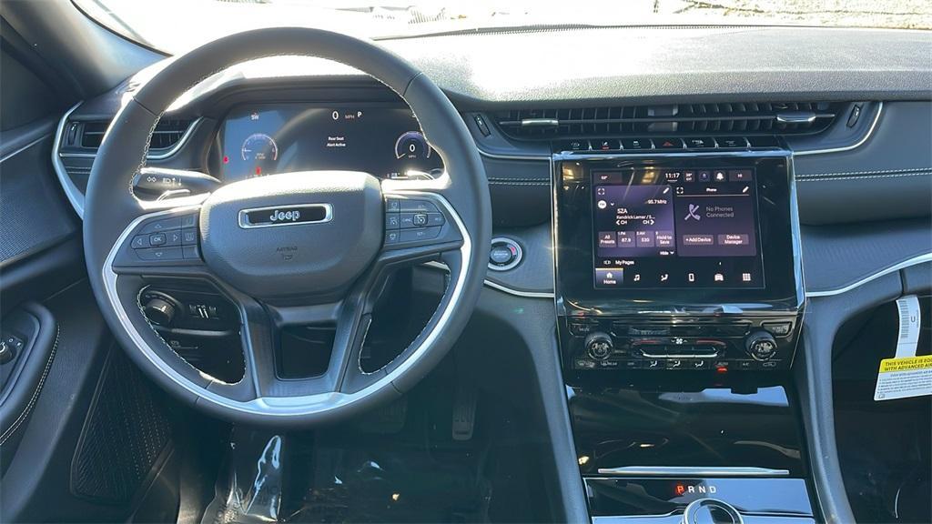 new 2025 Jeep Grand Cherokee car, priced at $37,867