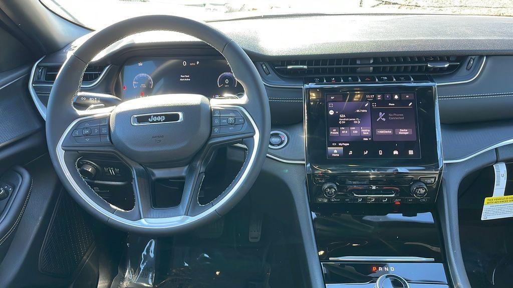 new 2025 Jeep Grand Cherokee car, priced at $37,867