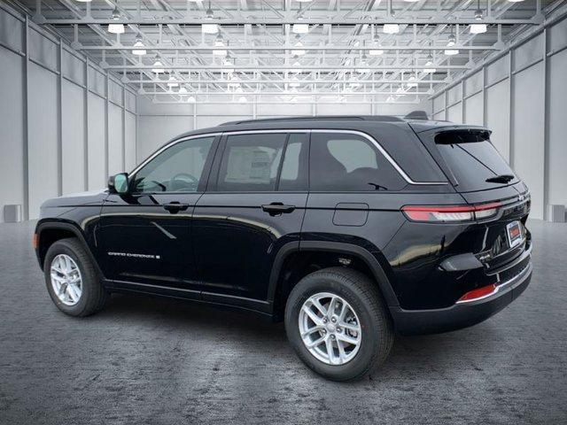 new 2025 Jeep Grand Cherokee car, priced at $37,470