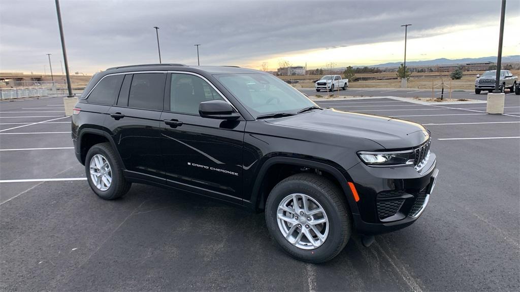 new 2025 Jeep Grand Cherokee car, priced at $39,305