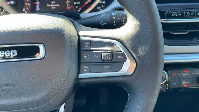 new 2025 Jeep Compass car, priced at $34,155