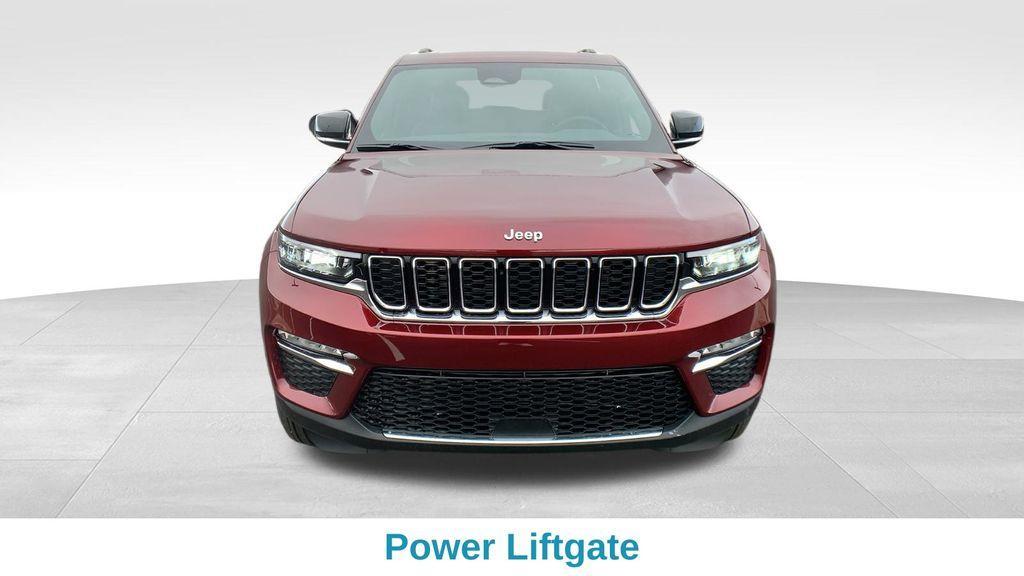 new 2025 Jeep Grand Cherokee car, priced at $44,979