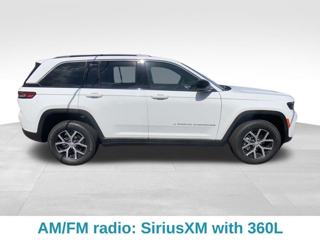 new 2025 Jeep Grand Cherokee car, priced at $48,097