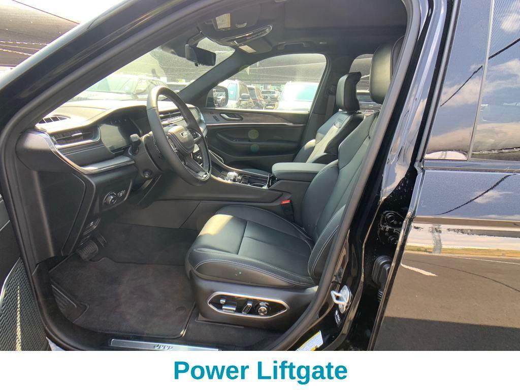 new 2025 Jeep Grand Cherokee L car, priced at $60,385