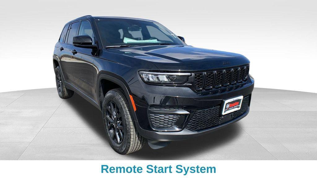 new 2025 Jeep Grand Cherokee car, priced at $41,655