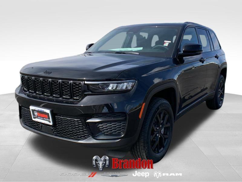 new 2025 Jeep Grand Cherokee car, priced at $41,132