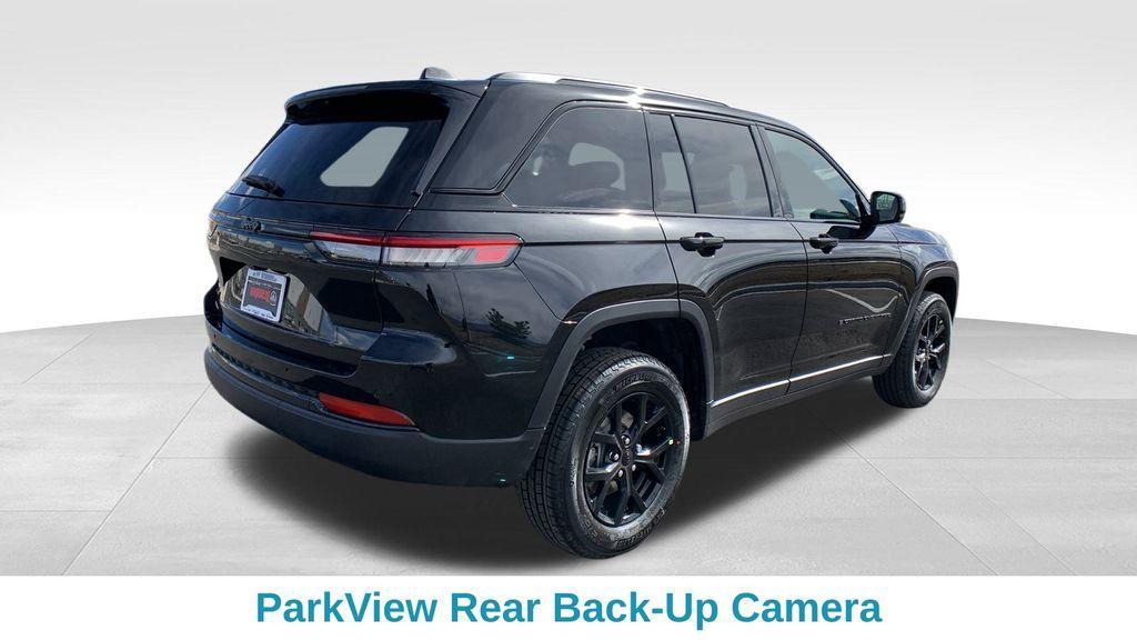 new 2025 Jeep Grand Cherokee car, priced at $41,655