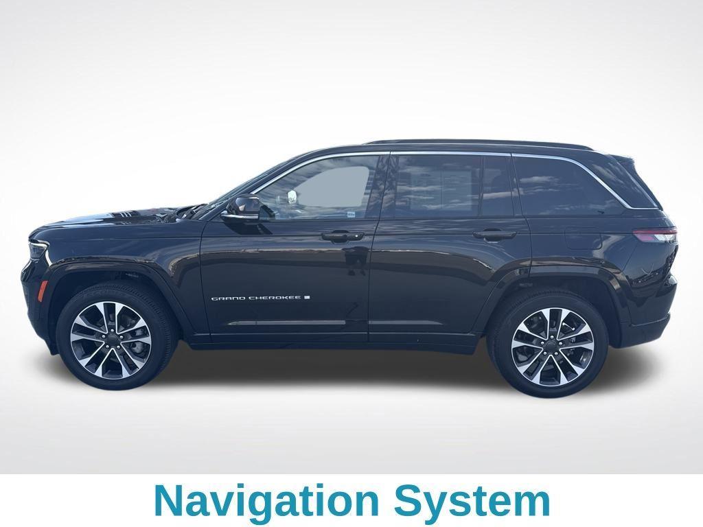 used 2024 Jeep Grand Cherokee car, priced at $43,965