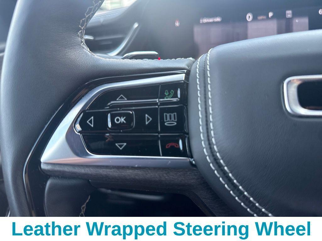 used 2024 Jeep Grand Cherokee car, priced at $45,424