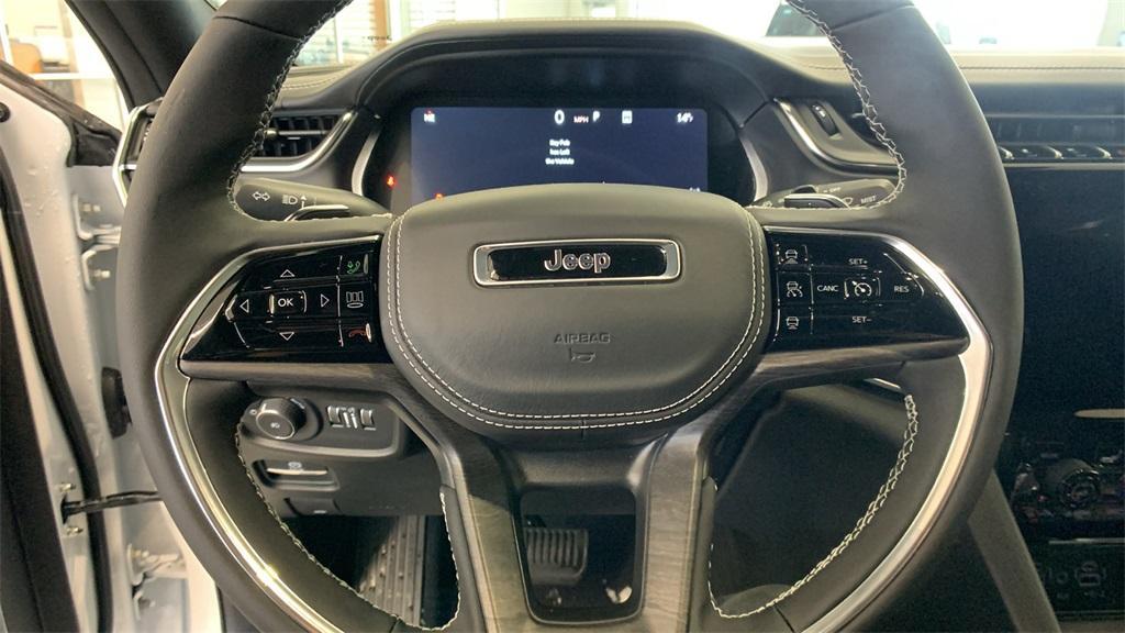 new 2025 Jeep Grand Cherokee L car, priced at $60,301