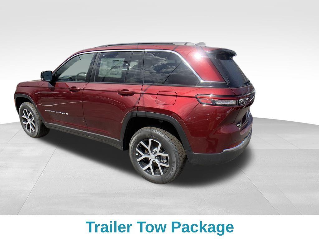 new 2025 Jeep Grand Cherokee car, priced at $48,606