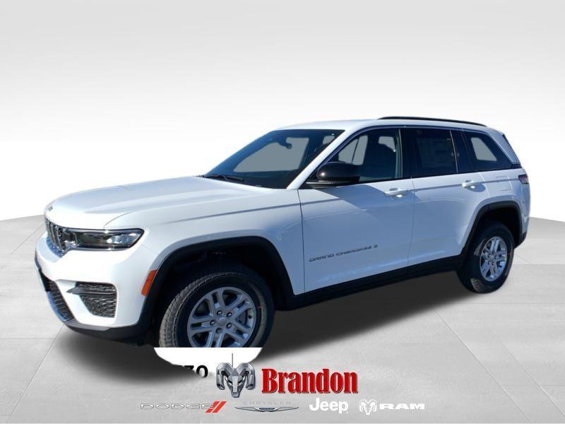 new 2025 Jeep Grand Cherokee car, priced at $37,559