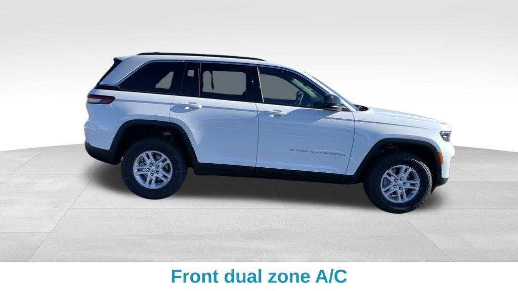 new 2025 Jeep Grand Cherokee car, priced at $38,357