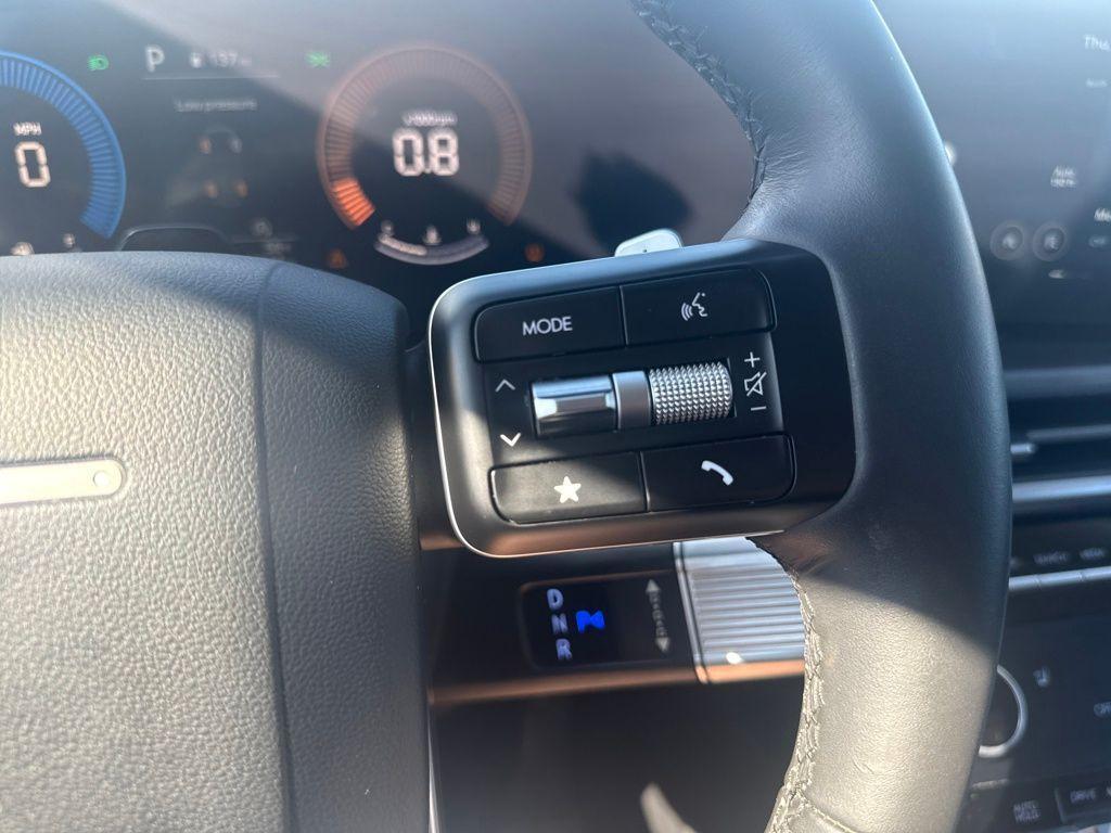 used 2025 Hyundai Santa Fe car, priced at $36,865