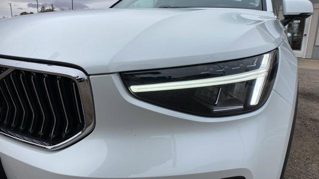 used 2024 Volvo XC40 car, priced at $35,012