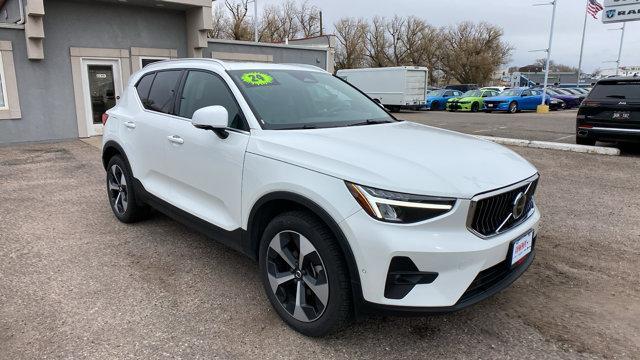 used 2024 Volvo XC40 car, priced at $35,012