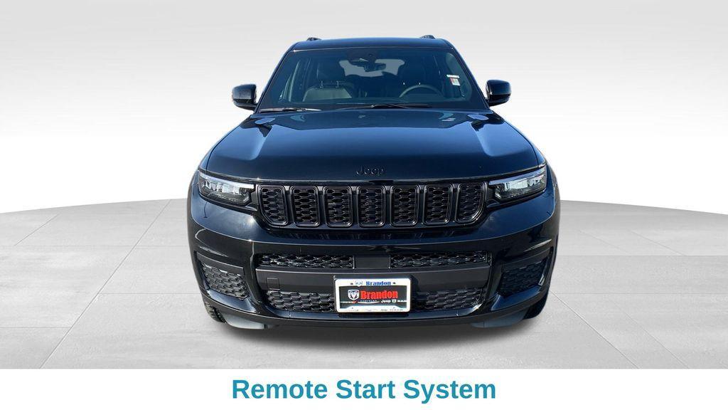 new 2025 Jeep Grand Cherokee L car, priced at $45,081