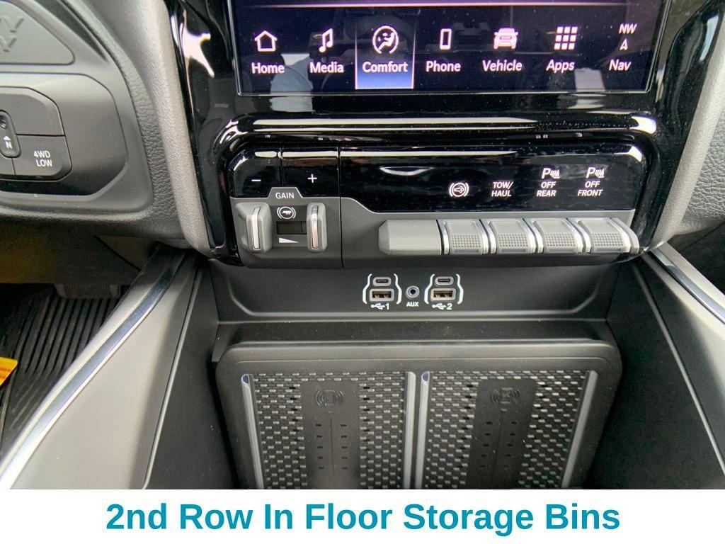 new 2025 Ram 3500 car, priced at $79,938