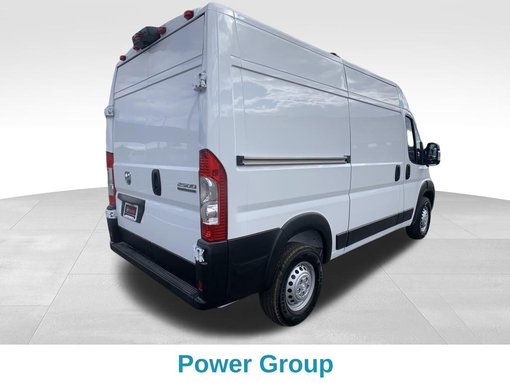 new 2026 Ram ProMaster 2500 car, priced at $46,215
