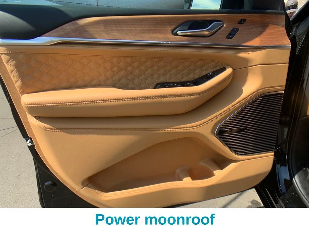 new 2025 Jeep Grand Cherokee L car, priced at $68,172