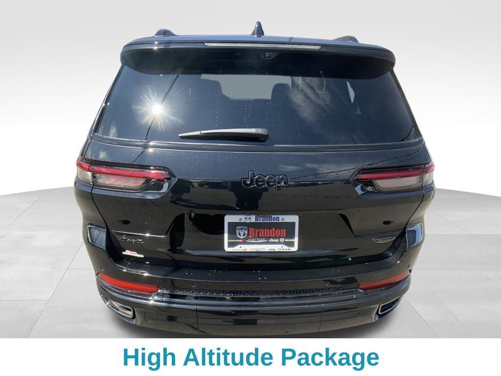 new 2025 Jeep Grand Cherokee L car, priced at $68,172