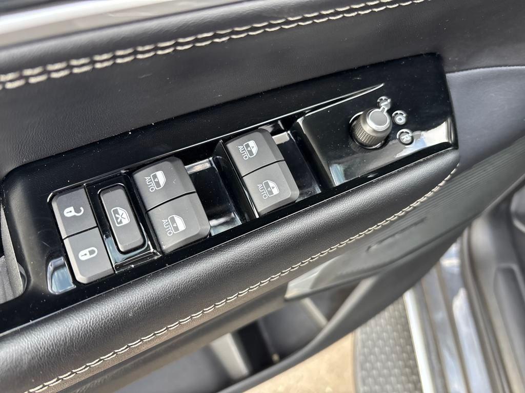 used 2022 Jeep Wagoneer car, priced at $39,411