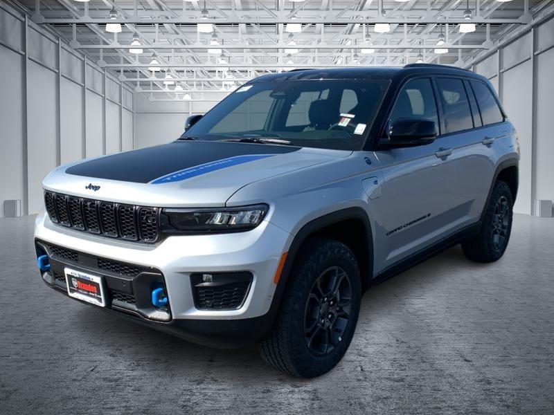 new 2025 Jeep Grand Cherokee 4xe car, priced at $62,904