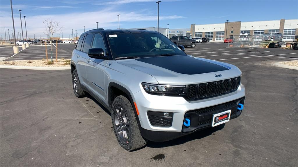 new 2025 Jeep Grand Cherokee 4xe car, priced at $70,941