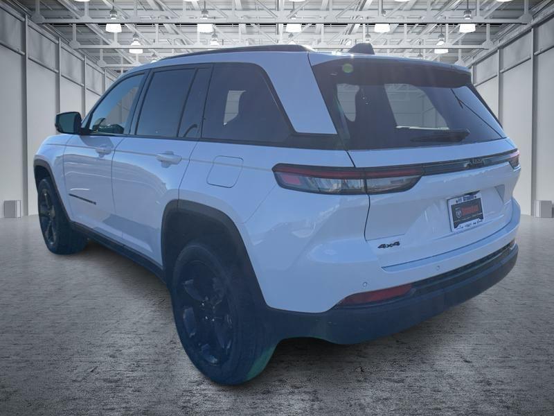 new 2025 Jeep Grand Cherokee car, priced at $43,610