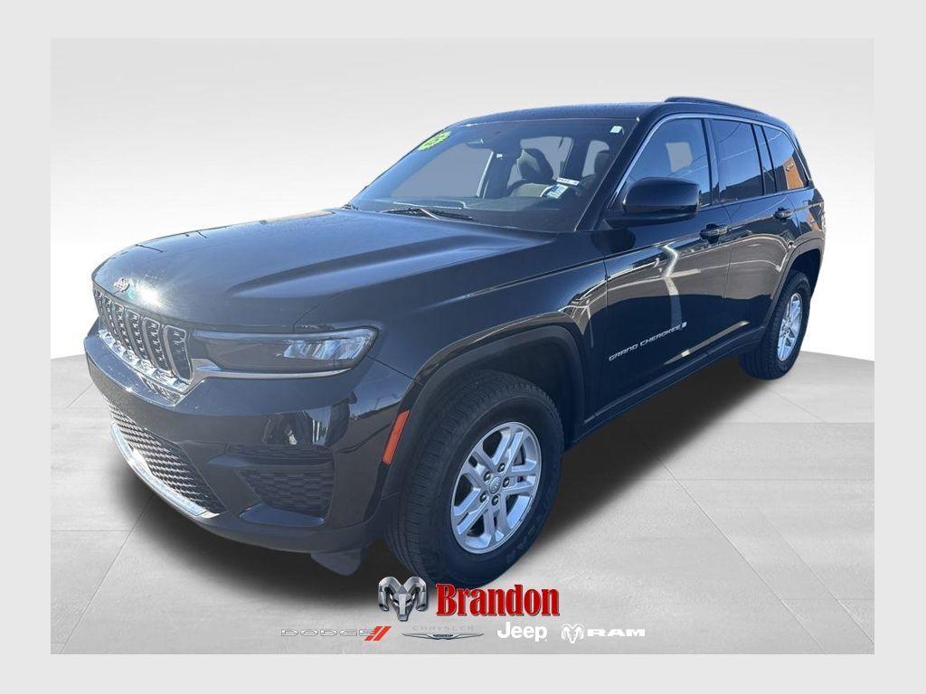used 2024 Jeep Grand Cherokee car, priced at $35,457