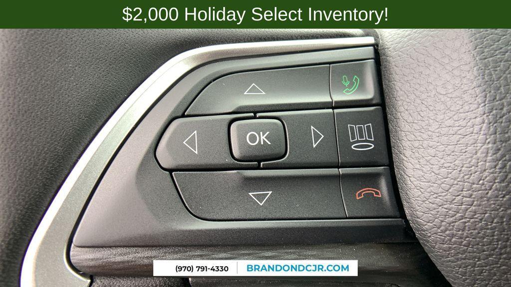 new 2025 Jeep Grand Cherokee car, priced at $41,396