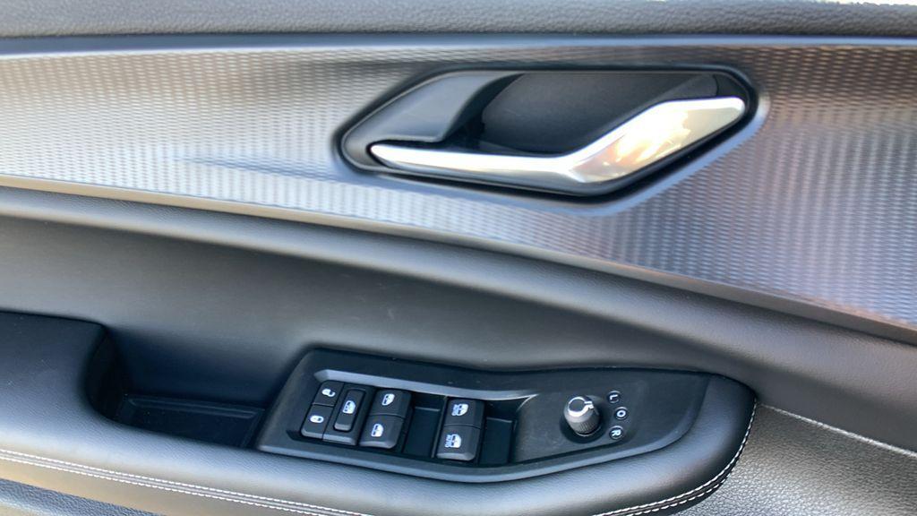 new 2025 Jeep Grand Cherokee L car, priced at $40,734