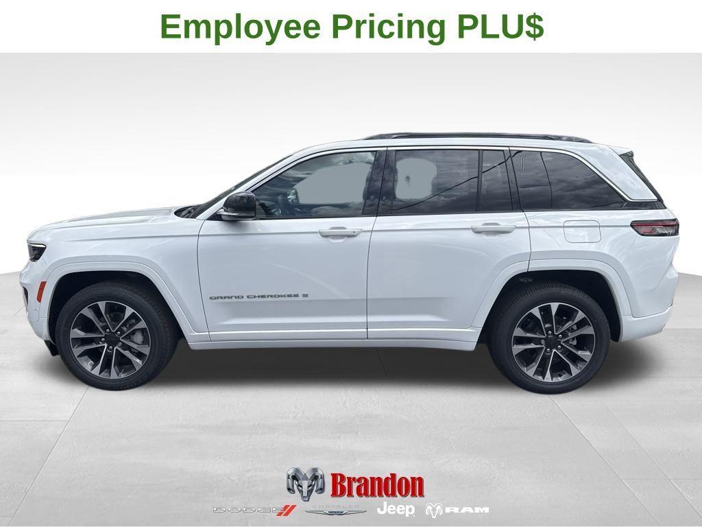 new 2025 Jeep Grand Cherokee car, priced at $54,512