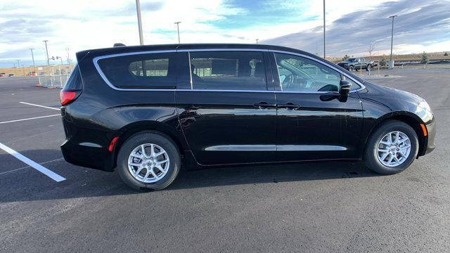 new 2025 Chrysler Voyager car, priced at $39,480